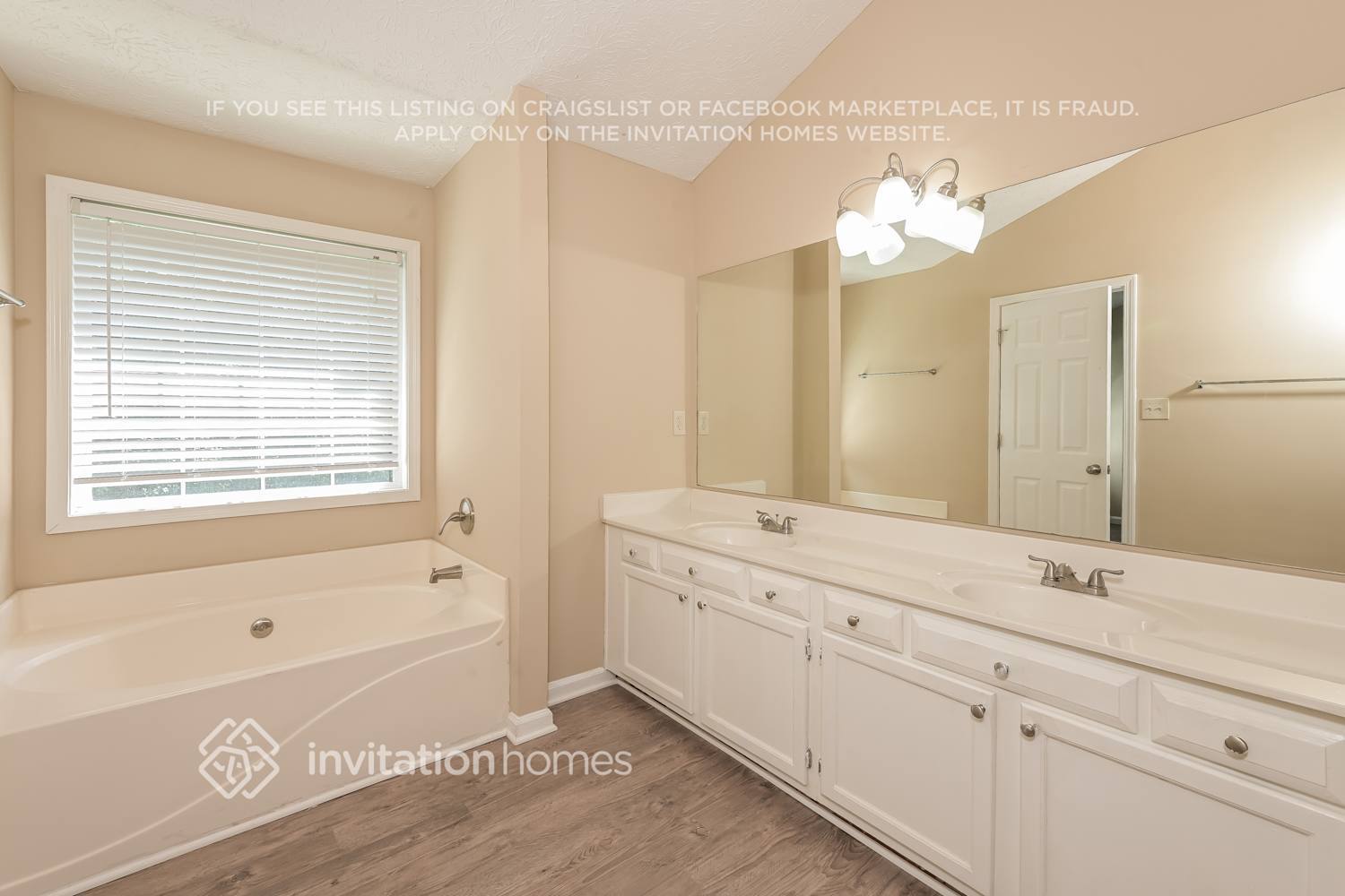 Building Photo - 2095 Oakpointe Ct