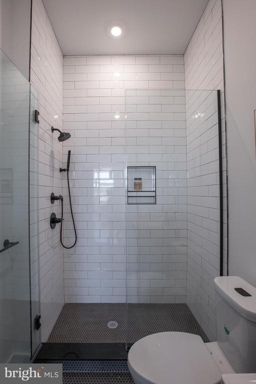 Building Photo - 2940 W Thompson St