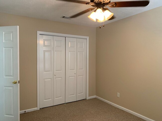 Building Photo - 410 Northrop Pl