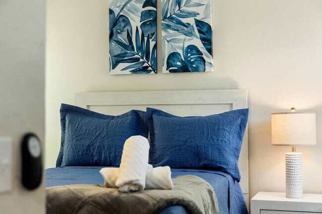 Building Photo - 1941 Tidewater Ct