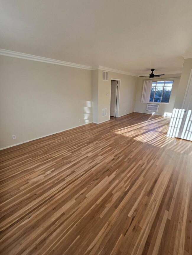 Building Photo - 1.0 bedroom in Pasadena California 91106
