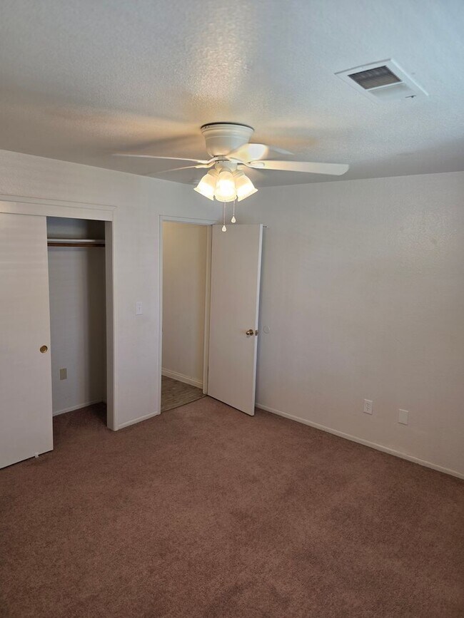 Building Photo - 8110 Laborough Dr