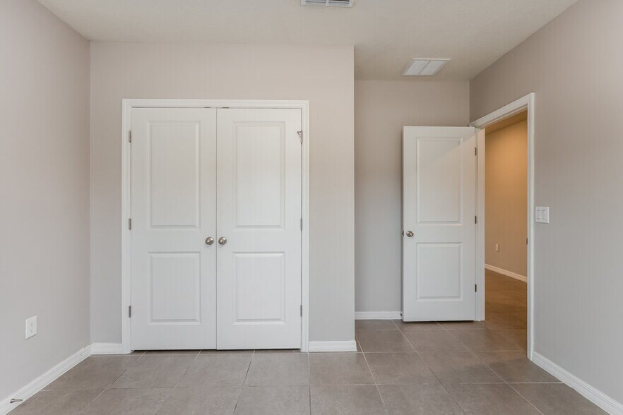 Building Photo - 1708 Minnow Ct