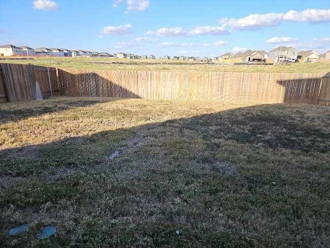 Building Photo - 18412 Speculator Ln