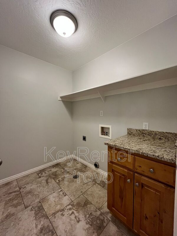 Building Photo - 1548 W 740 S