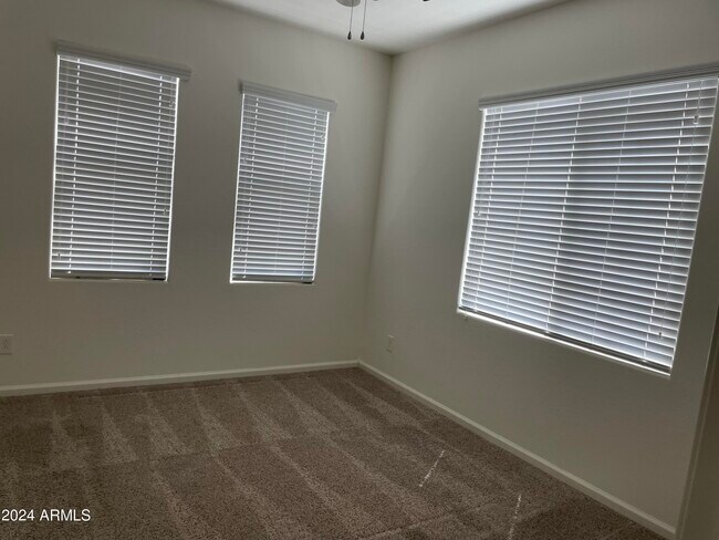 Building Photo - 3822 E Desert Broom Dr