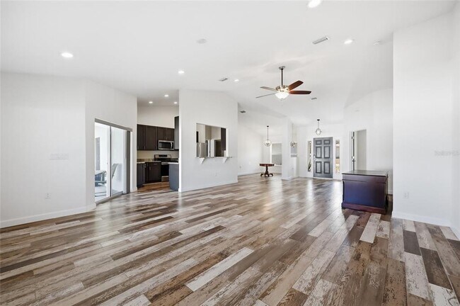 Building Photo - 3805 SW 115th St