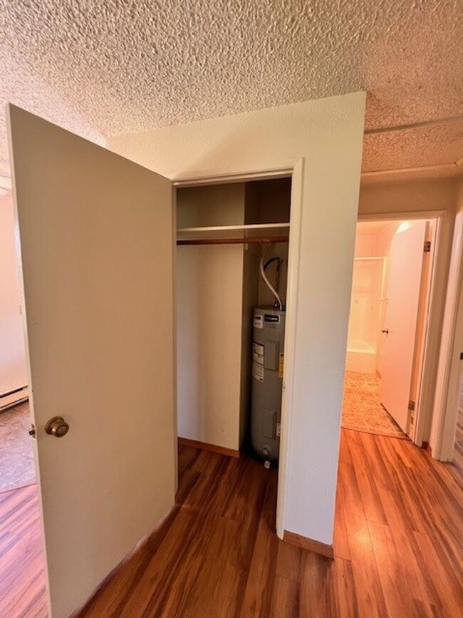 Building Photo - 1510 - 7th Avenue Duplex