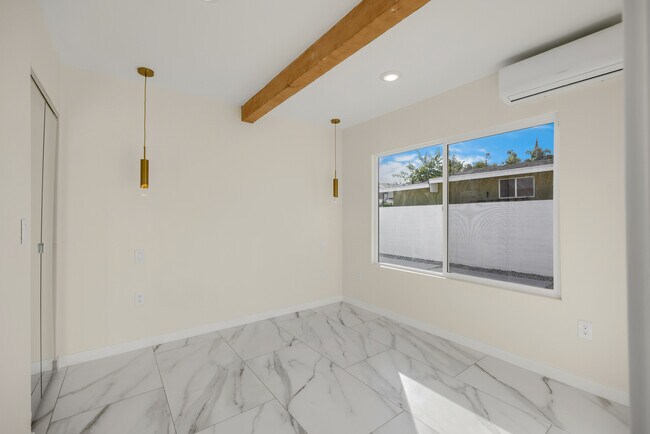 Building Photo - 3650 W 111th Pl