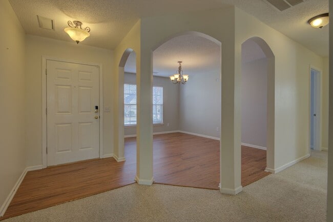 Building Photo - COMING SOON! Beautiful 3BR/2BA Home with Bonus Room in Sought-After Arbor Creek, Charlotte