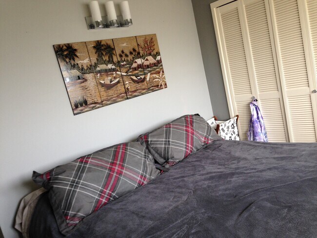 Bedroom #1 - 2421 Ala Wai Blvd