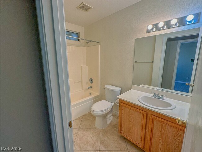 Building Photo - 3518 Fishers Landing Ave