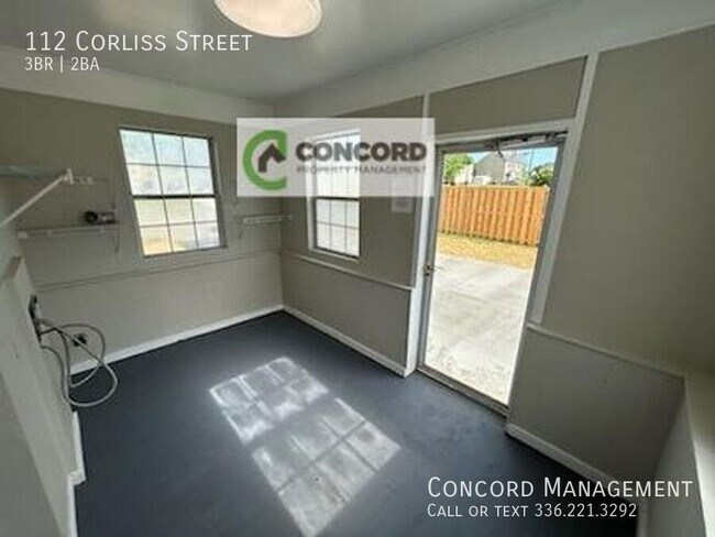 Building Photo - 112 Corliss St