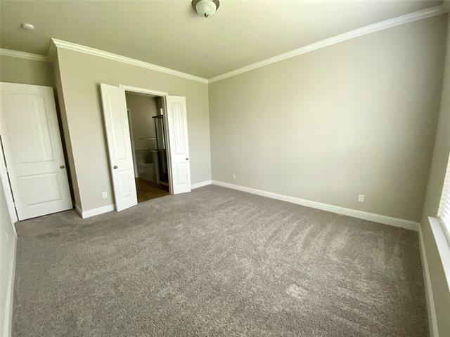 Building Photo - 2116 Auburndale Ave