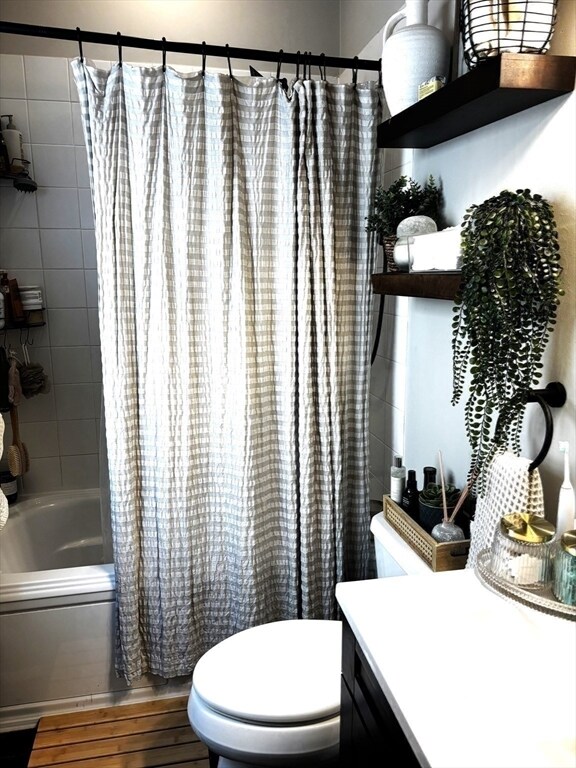 Building Photo - 18 Knowlton St