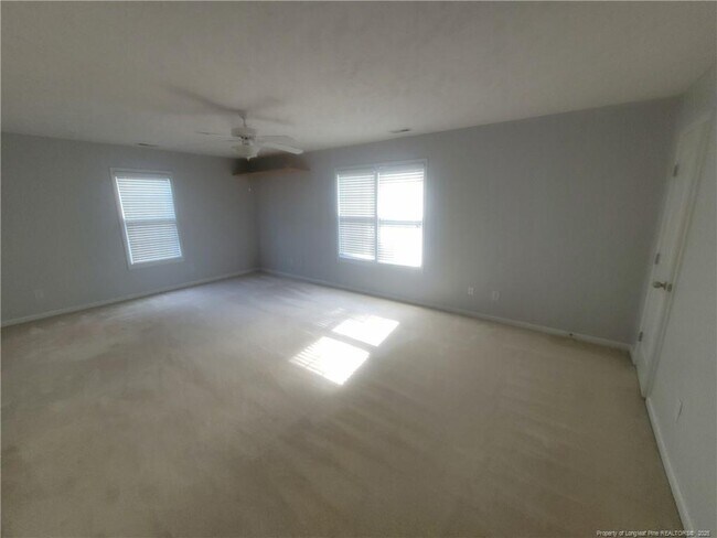 Building Photo - 3320 Benson Pl