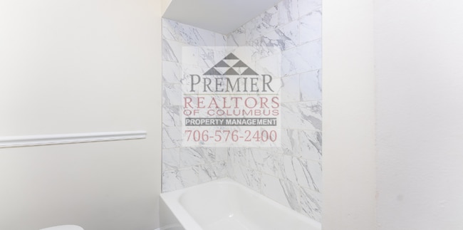 Building Photo - 4702 Harbin St