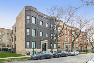 Building Photo - 4913 S Calumet Ave