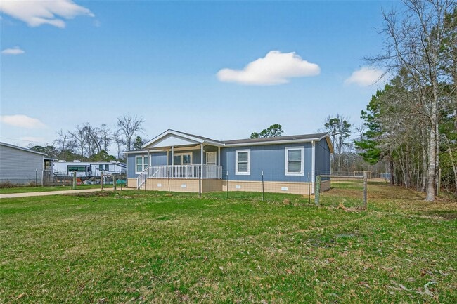 Building Photo - 15933 W Relza Dr