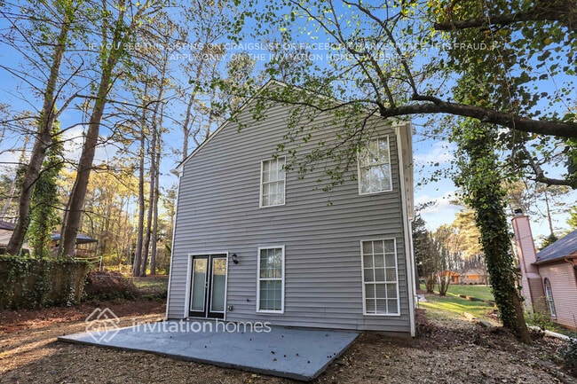 Building Photo - 755 Mountain View Dr