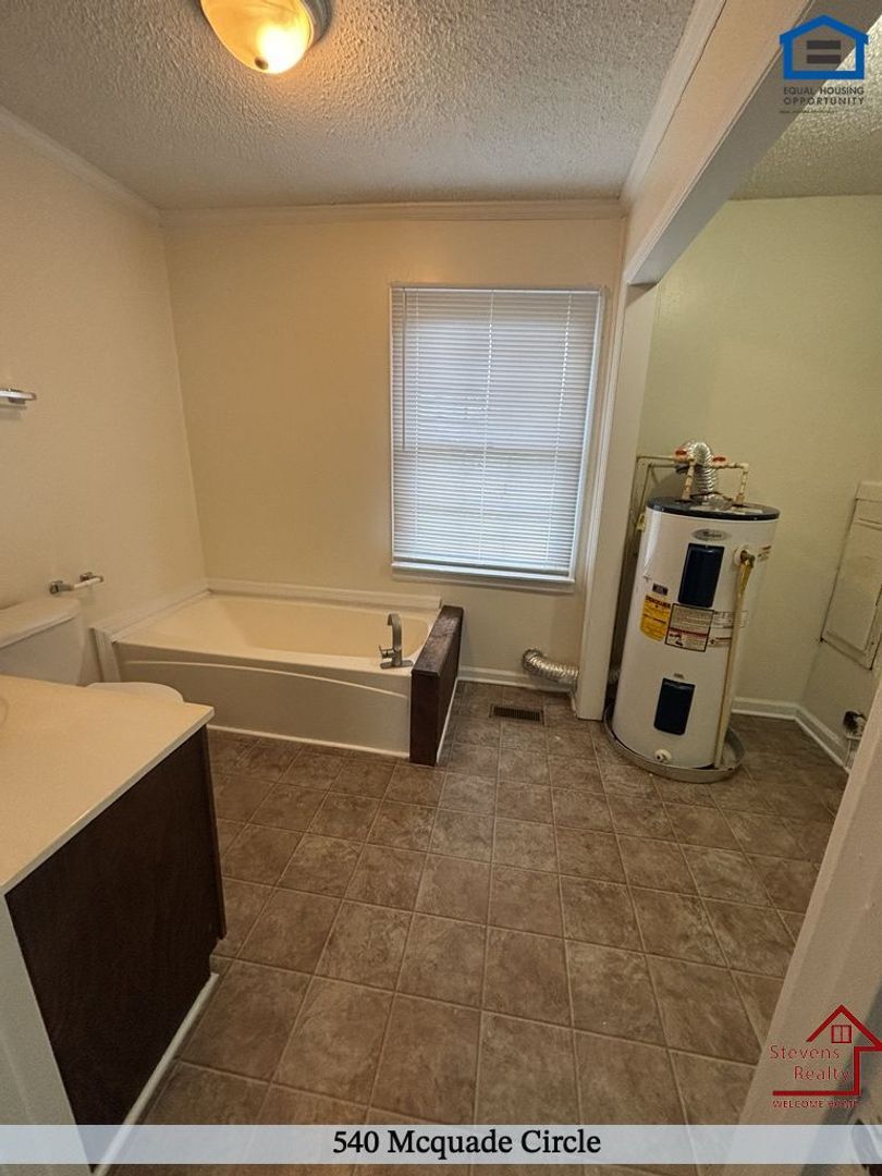 Building Photo - 540 McQuade Cir