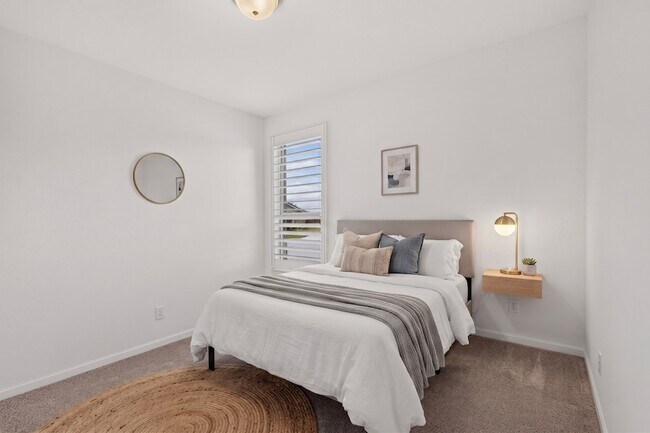 Building Photo - 114 Drovers Dr