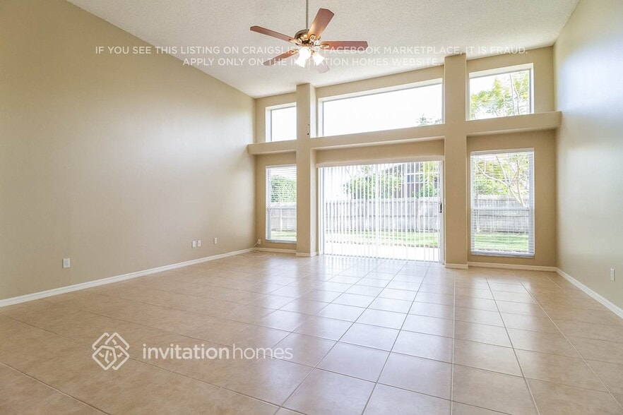 Building Photo - 10967 Dearden Cir