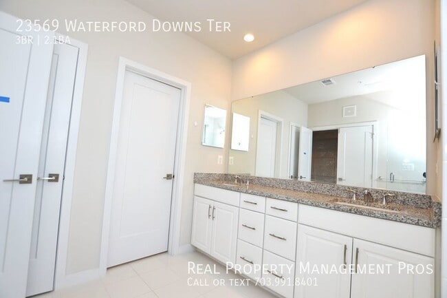 Building Photo - 23569 Waterford Downs Terrace