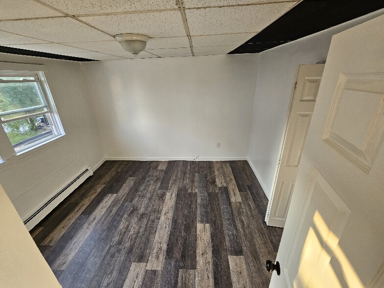 Building Photo - 43 4th Ave