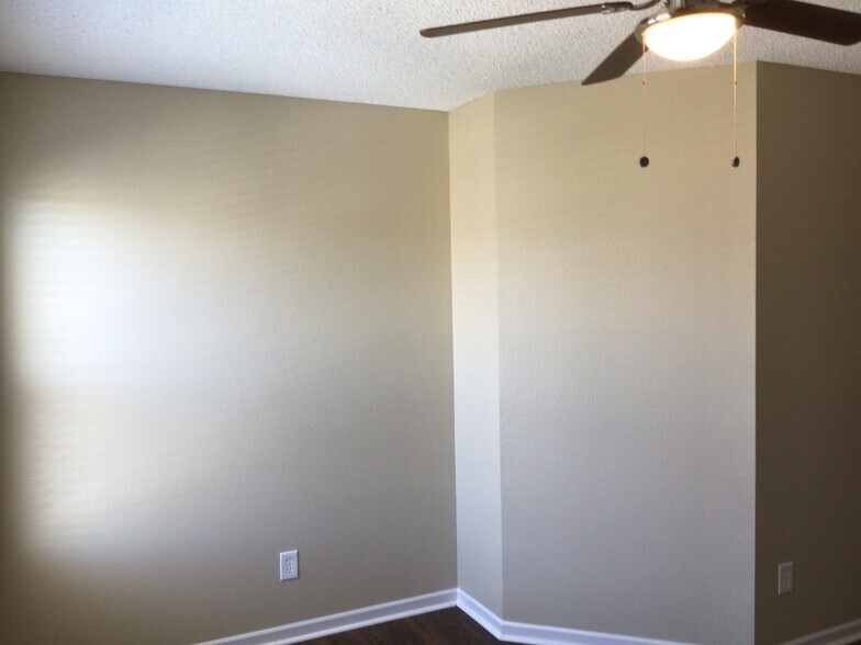 Building Photo - 9551 W Stargazer Dr