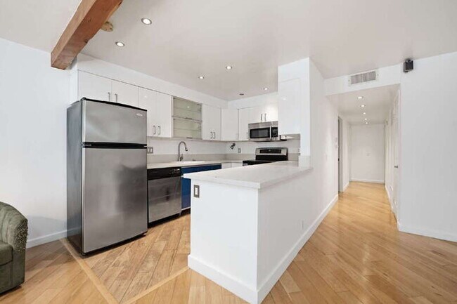 Building Photo - 1635 Seventh Ave