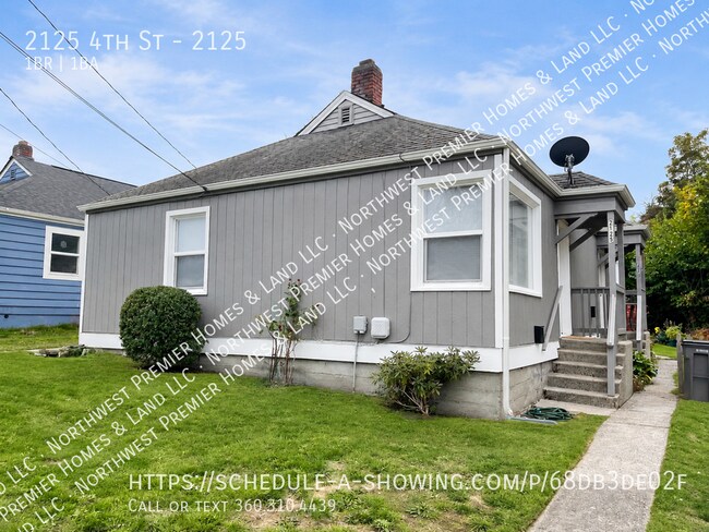 Building Photo - 2125 4th St