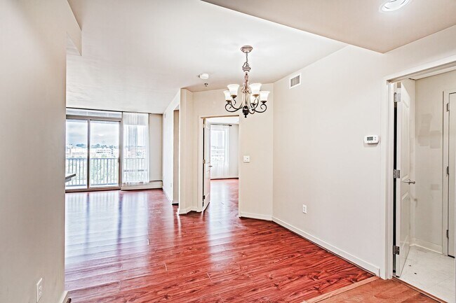 Building Photo - 105 Christina Landing Dr