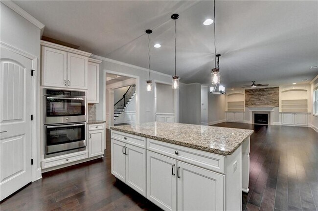 Building Photo - 9270 Colham Dr