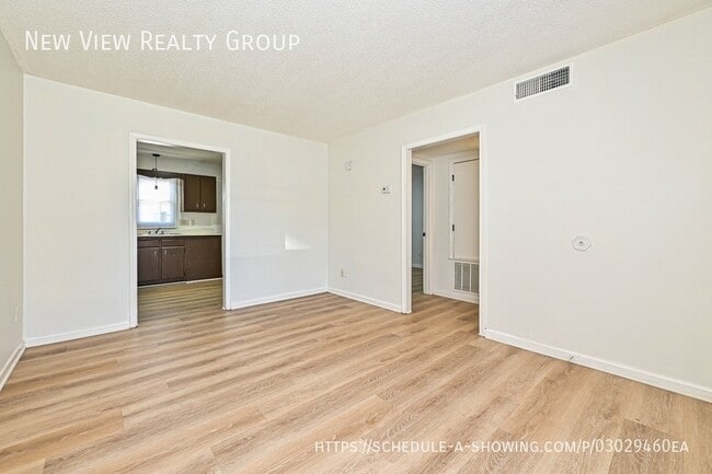 Building Photo - 268 Church St NE