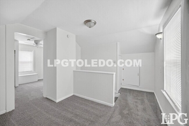 Building Photo - 4406 Asbury Dr
