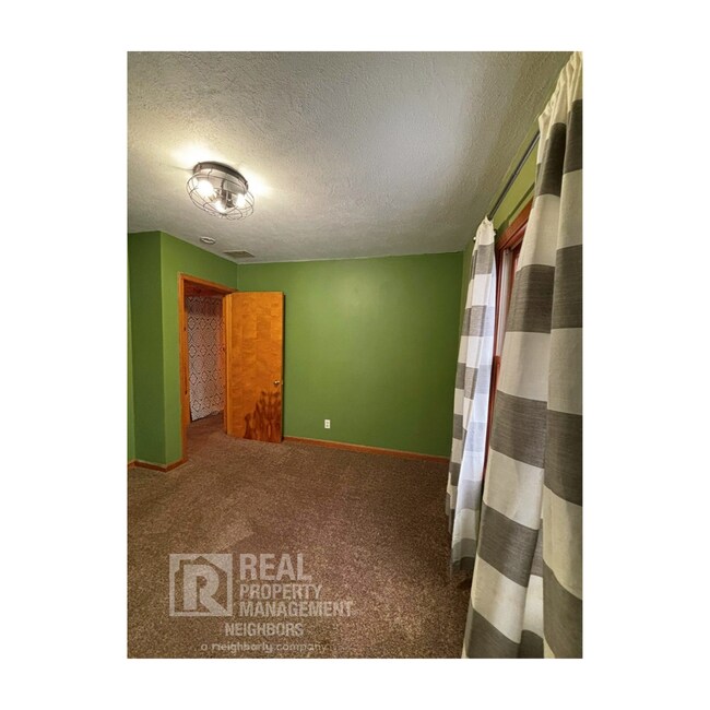 Building Photo - Beautiful 3 Bedroom, 2 Bathroom Home in Clarksville, MI