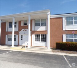 Building Photo - 4158 Tamiami Trl