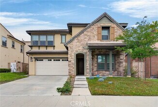 Building Photo - 755 E Orange Blossom Wy