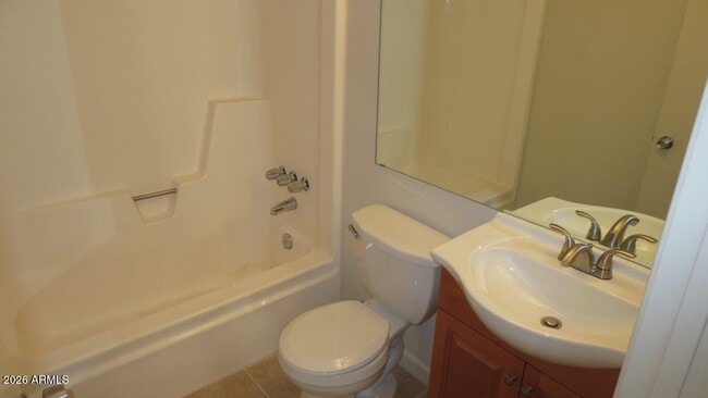 Building Photo - 4030 E Windrose Dr