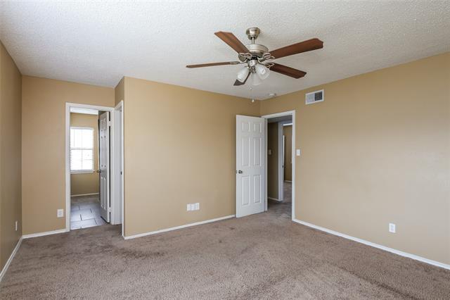 Building Photo - 1508 Bandera Dr