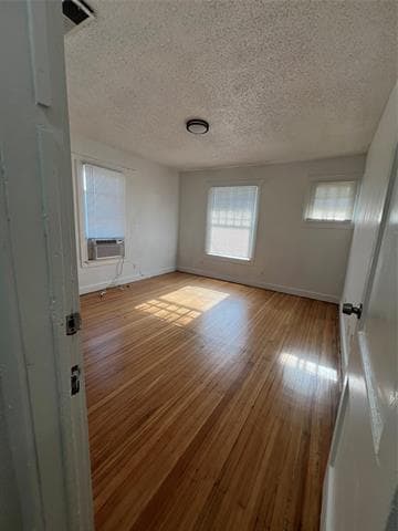 Building Photo - 5107 Columbia Ave