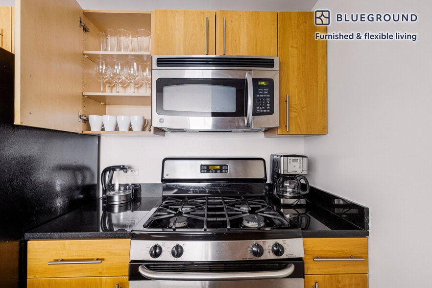 Building Photo - 4-75 48th Avenue-SI FL4-ID1956