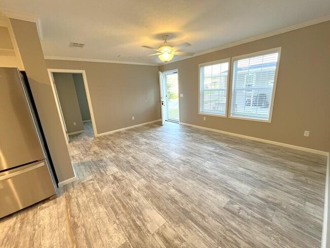 Building Photo - 5456 Ryegrass Ct