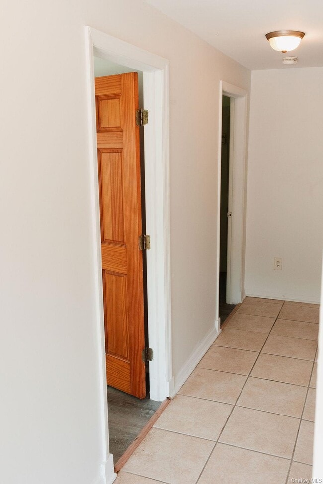 Building Photo - 435 Abeel St