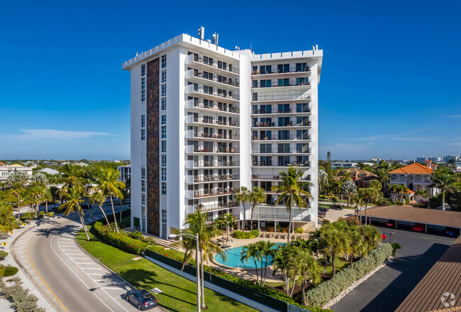 St Armands Towers Rentals