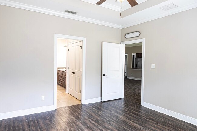 Building Photo - 2475 Tippecanoe Ridge