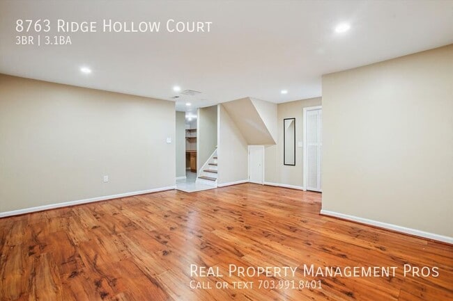 Building Photo - 8763 Ridge Hollow Ct