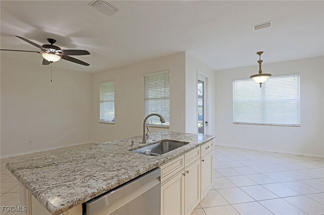 Building Photo - 11565 Plantation Preserve Cir S