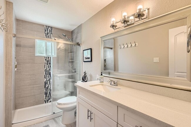 Building Photo - 10815 Lambert Cir